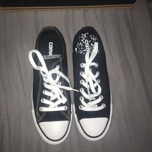 NWT Black Converse Size 7